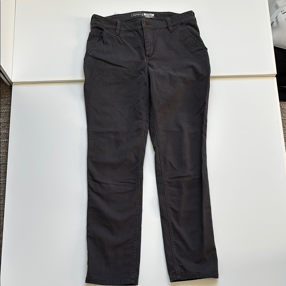 W’s size 8 Carhartt rugged flex relaxed fit canvas work pant in navy blue